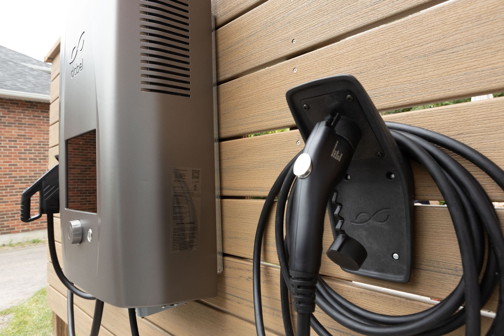 dcbel_ara-with-ev-charger