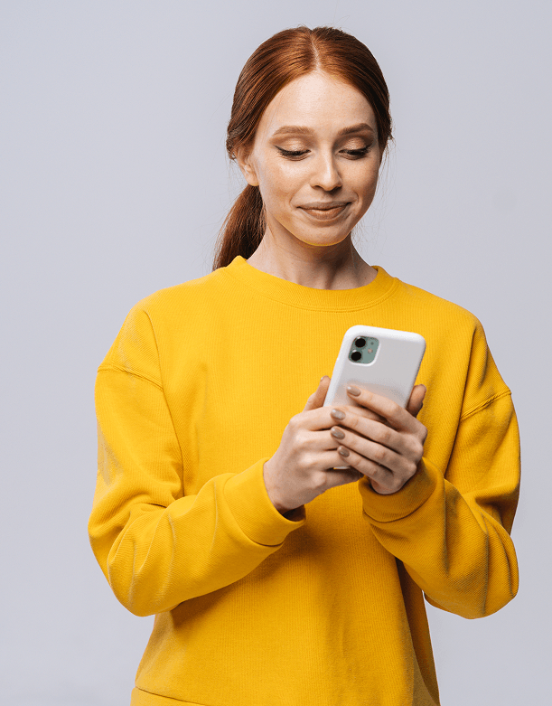 girl with phone